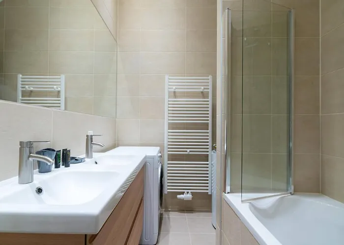 Residence, Naschmarkt - Museumsquartier Apartahotel 4*