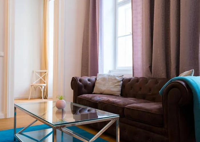 Residence, Naschmarkt - Museumsquartier Apartahotel Viena