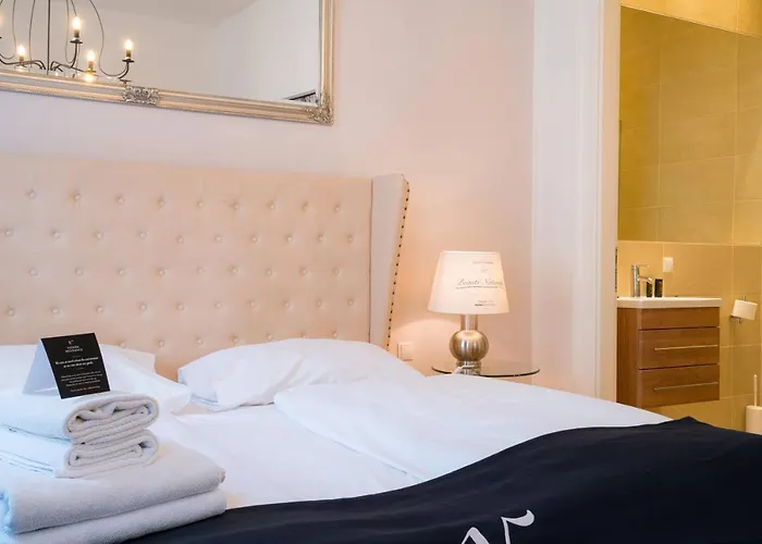 Residence, Naschmarkt - Museumsquartier Apartahotel Viena