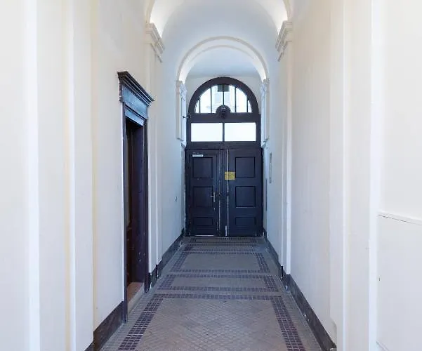 Residence, Naschmarkt - Museumsquartier Apartahotel 4*