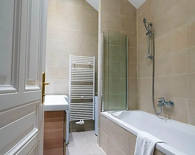 Residence, Naschmarkt - Museumsquartier 4* Viena
