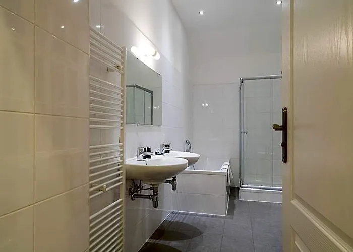Residence, Naschmarkt - Museumsquartier 4* Viena